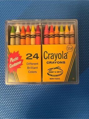 Vintage Crayola Crayons No 24P USA